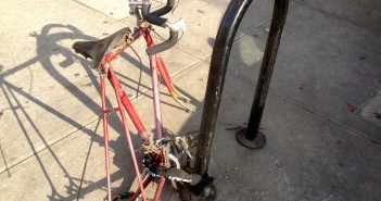 Abandoned bike on Union